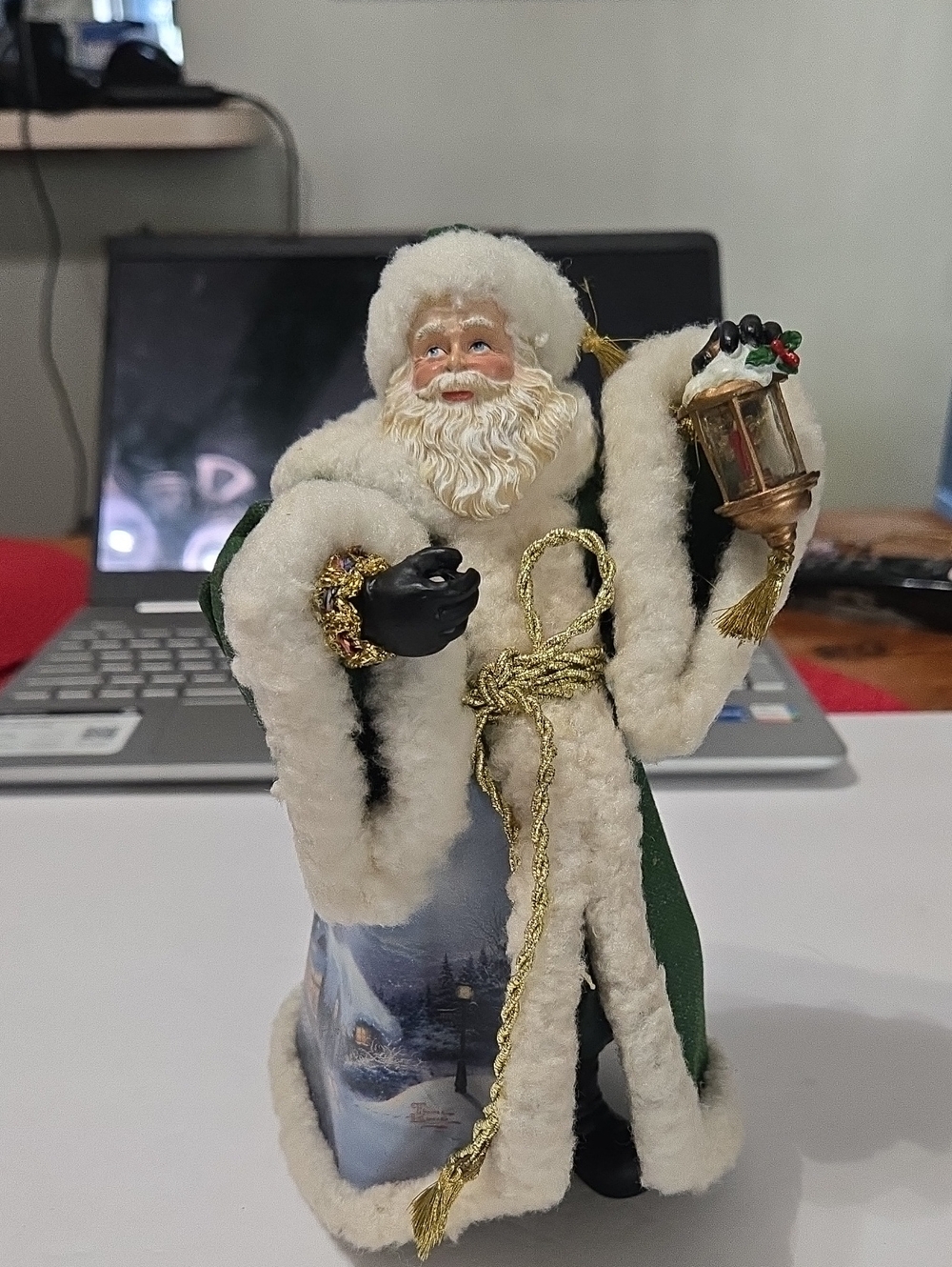 Thomas Kinkade Old World Santa Claus Christmas Dawn of Day Figurine 8"